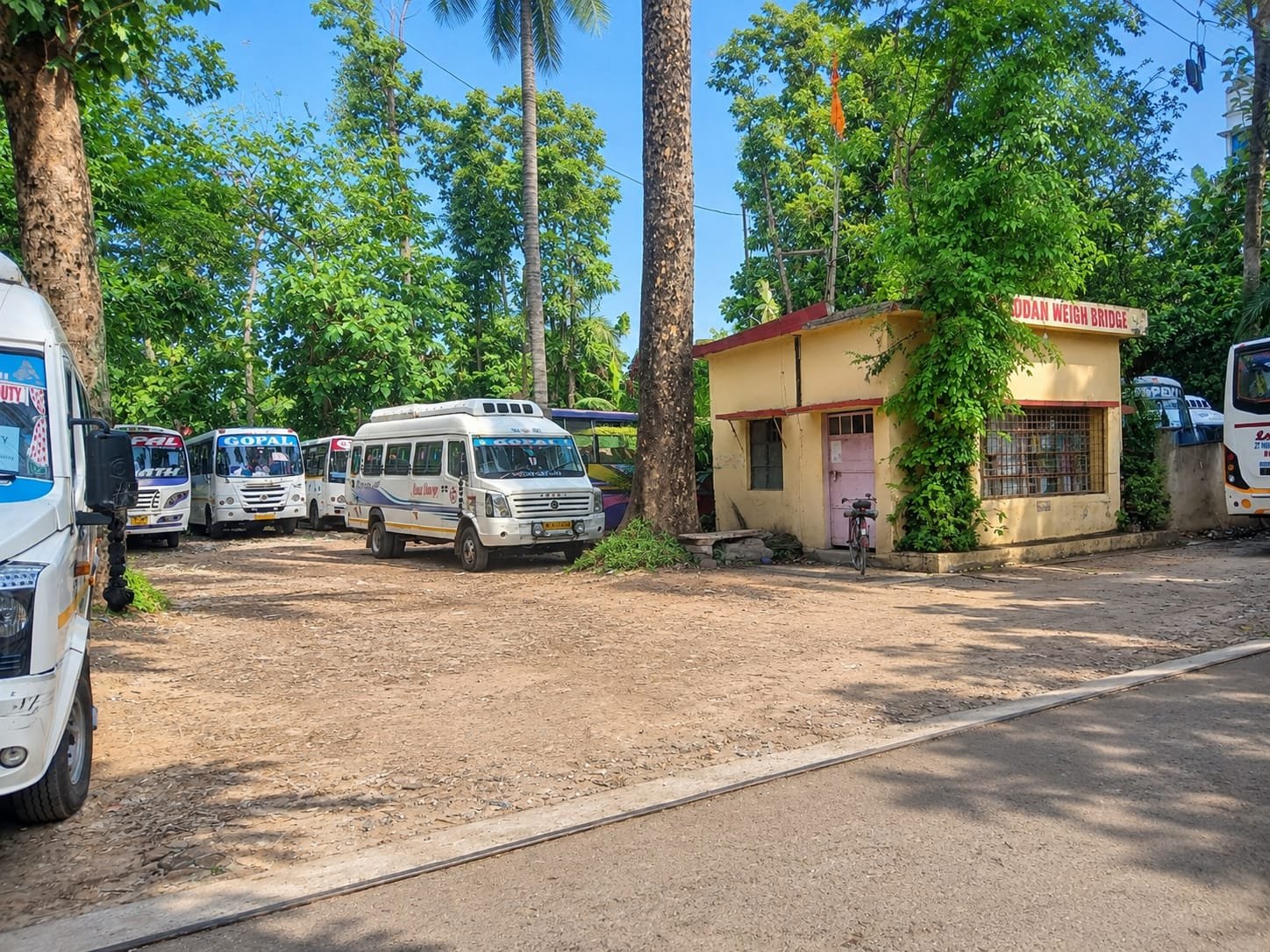 Spacious Parking Area at Bou Thakurani Banquet